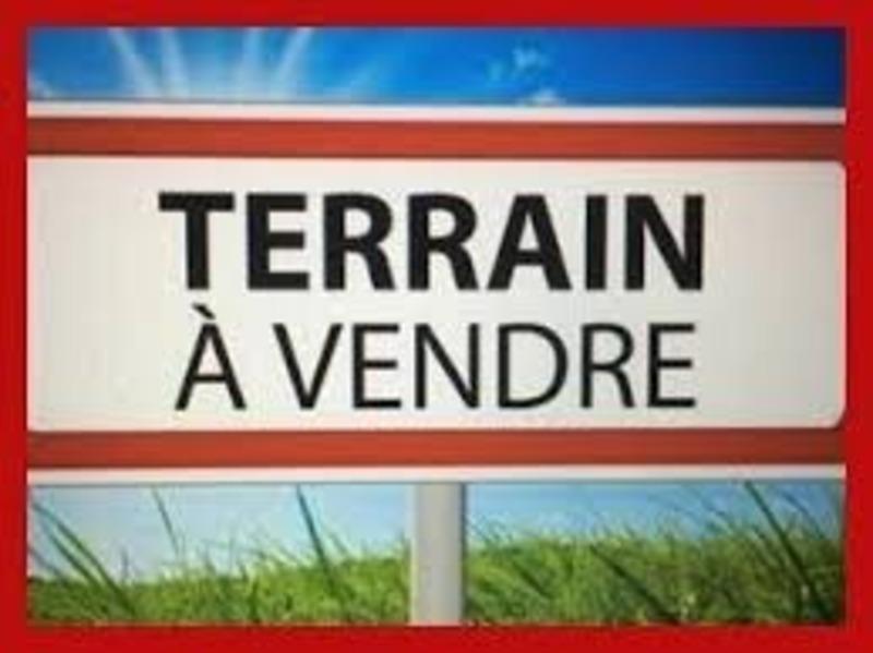 Terrain constructible - 1 222 m²