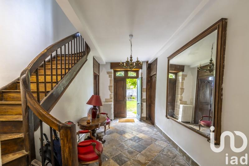 Maison - 383 m² - 11 pièces