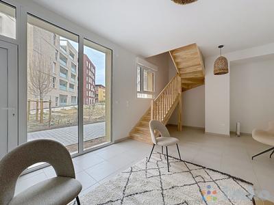 Maison - 144 m² - 5 pièces