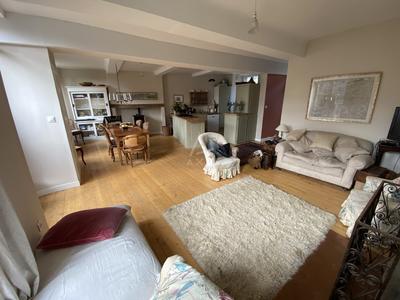 Maison - 125 m² - 5 pièces