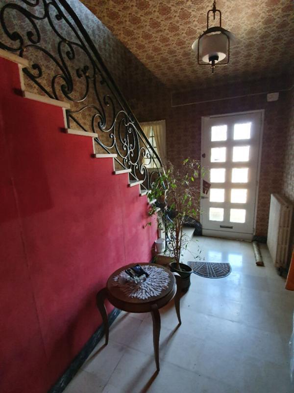 Maison - 210 m² - 6 pièces