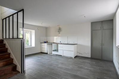 Maison - 101 m² - 1 pièce