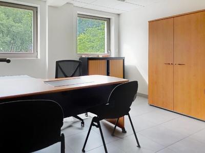 Bureau - 97 m² - 4 pièces