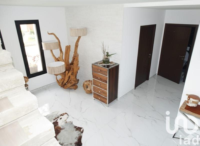 Maison de maîtres - 300 m² - 7 pièces