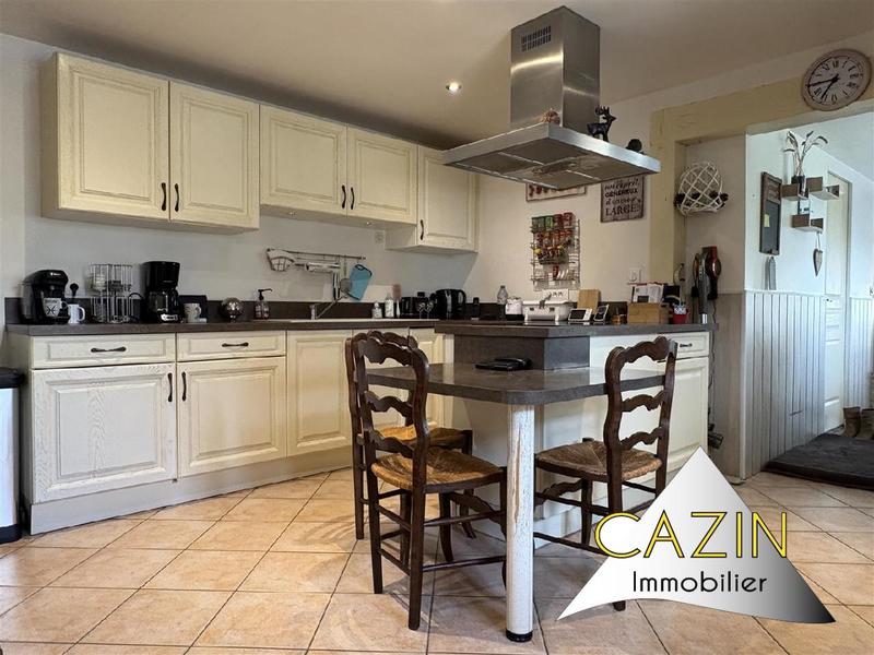 Maison - 98 m² - 6 pièces