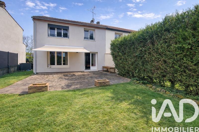 Maison - 95 m² - 4 pièces