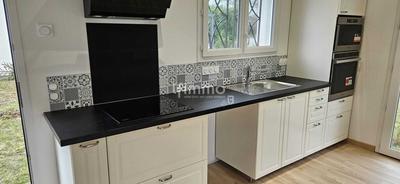 Maison - 80 m² - 4 pièces