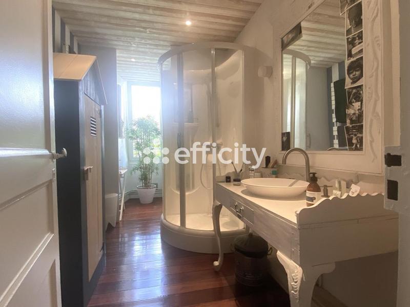 Appartement - 115 m² - 5 pièces