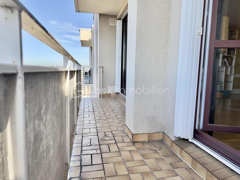 Appartement - 97 m² - 5 pièces