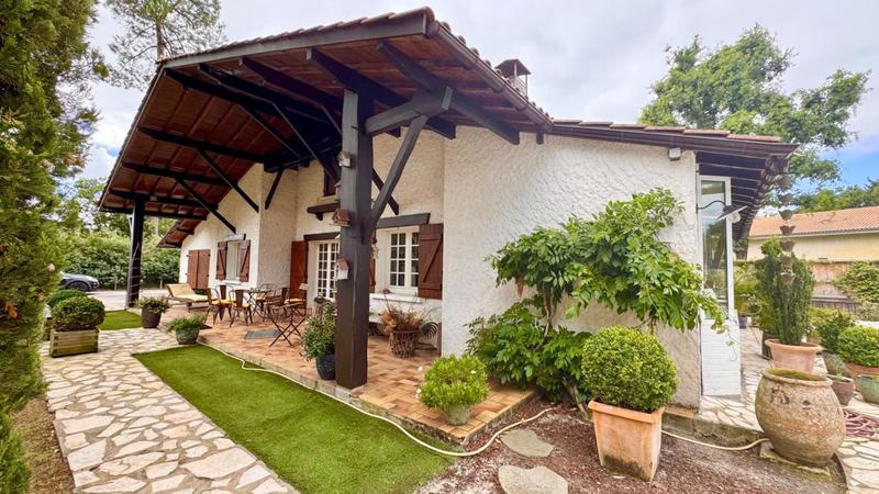 Maison - 145 m² - 7 pièces