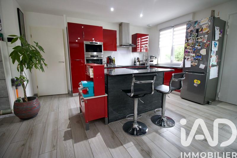Maison - 93 m² - 4 pièces