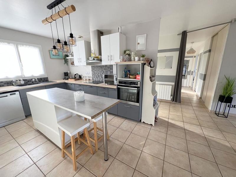 Maison - 92 m² - 4 pièces