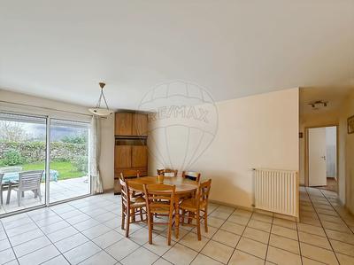 Maison - 94 m² - 4 pièces