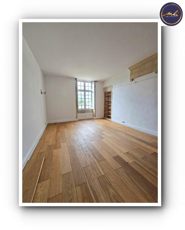 Manoir - 340 m² - 8 pièces