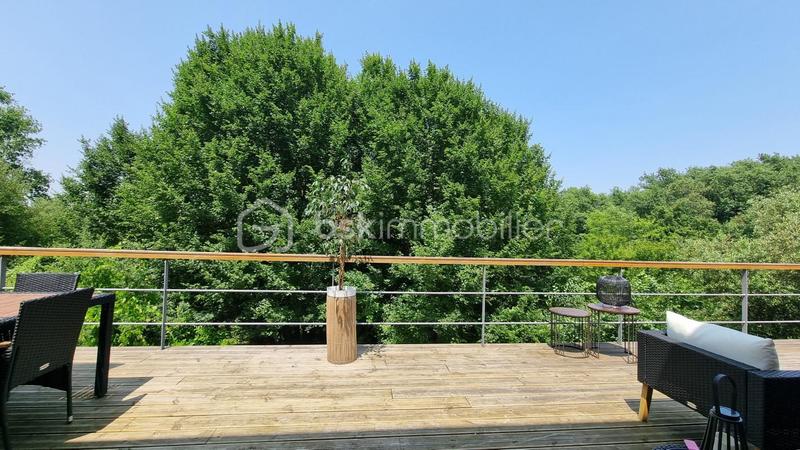 Maison d'architecte - 142 m² - 5 pièces