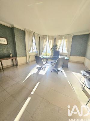 Appartement - 123 m² - 5 pièces