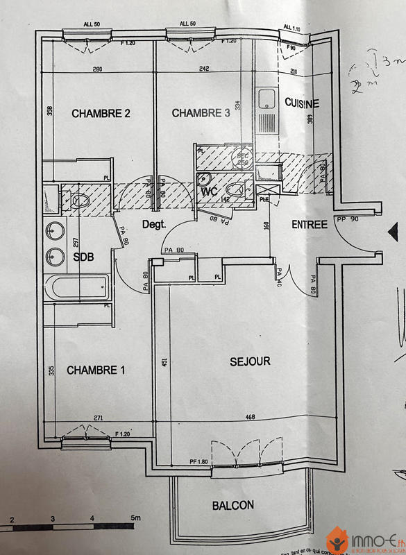 Appartement - 77 m² - 4 pièces