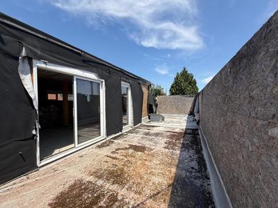 Maison - 240 m² - 5 pièces