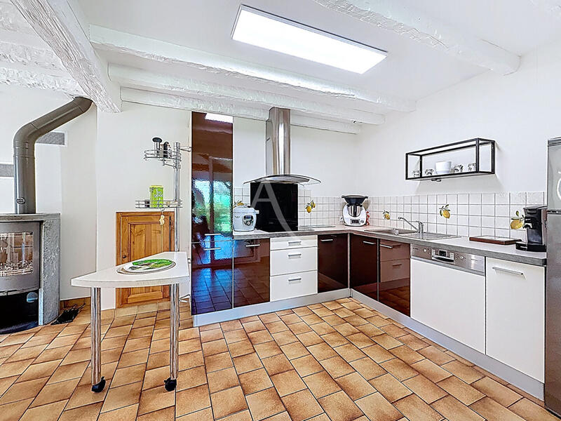 Maison - 112 m² - 5 pièces