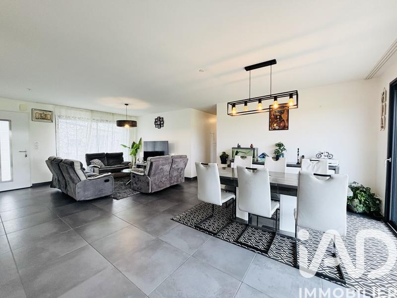 Maison - 103 m² - 4 pièces