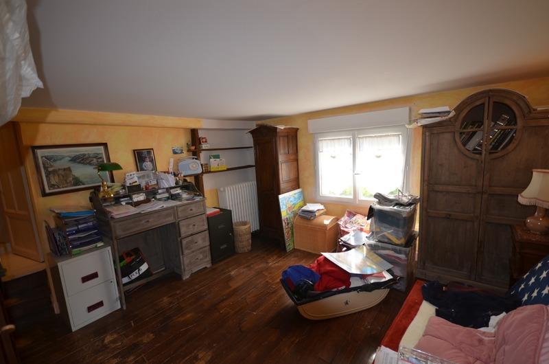 Maison - 226 m² - 7 pièces