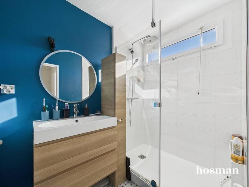 Appartement - 80 m² - 4 pièces