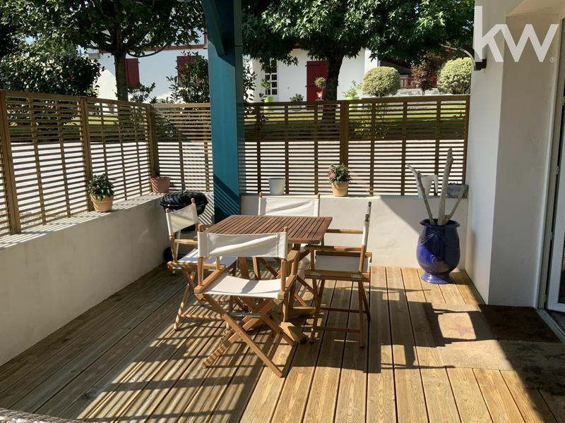 Maison - 220 m² - 6 pièces