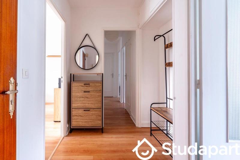 Chambre - 12 m² - 1 pièce