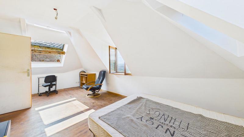 Maison - 92 m² - 4 pièces