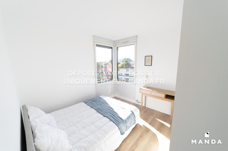 Chambre - 9 m² - 5 pièces