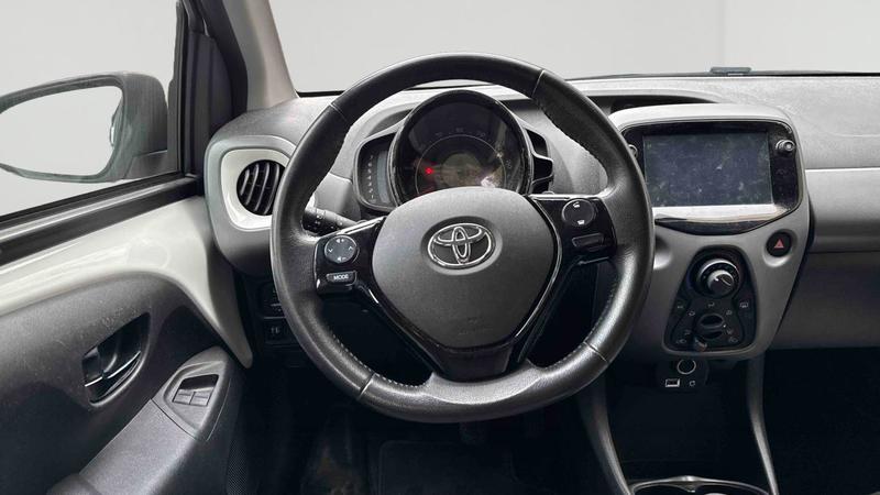 Toyota Aygo Mc18 1.0 Vvt-i x-shift x-cite 2