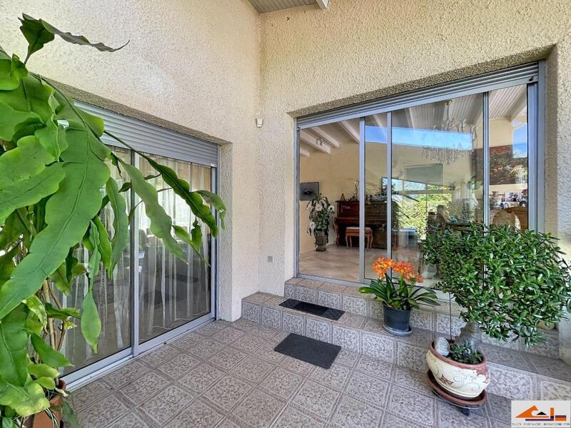 Villa - 194 m² - 7 pièces