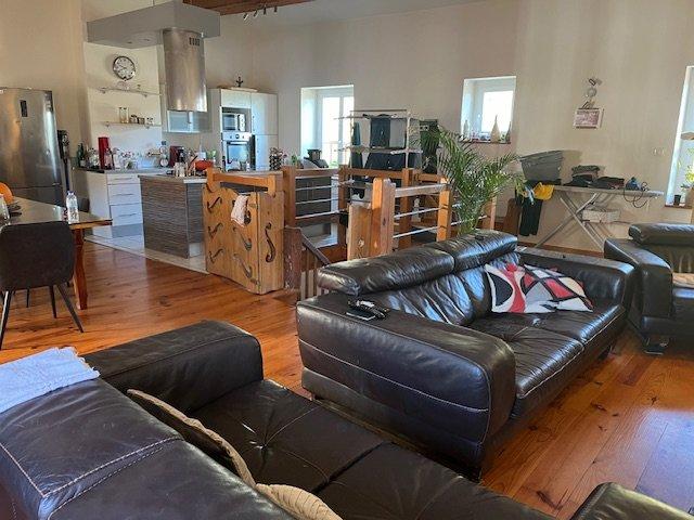 Fonds de commerce - 745 m²