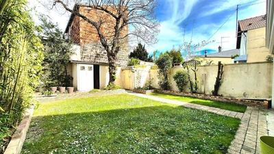 Maison - 110 m² - 6 pièces