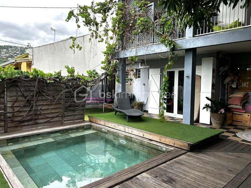 Villa - 154 m² - 6 pièces