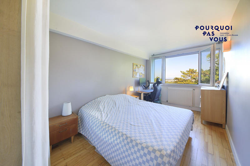 Appartement - 82 m² - 4 pièces