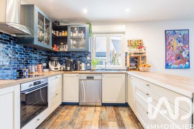 Maison - 92 m² - 6 pièces