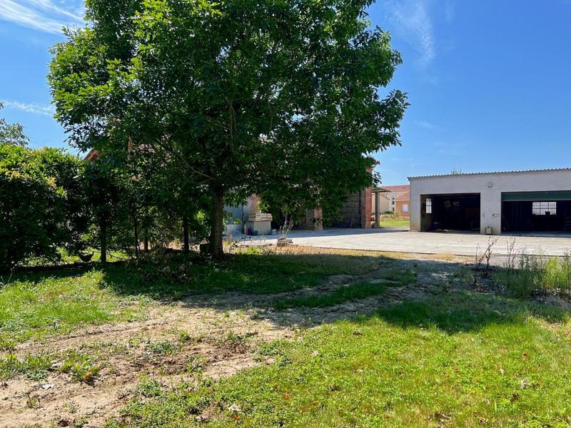 Maison - 300 m² - 7 pièces