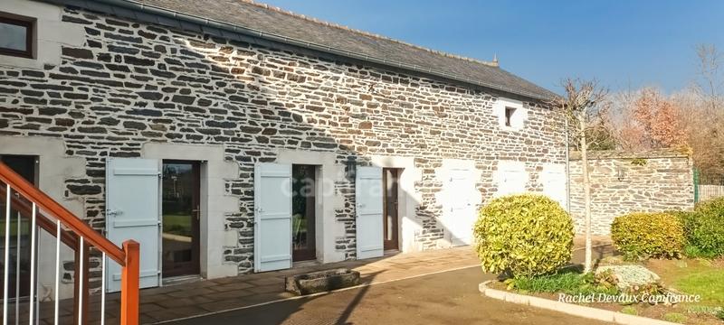 Maison - 184 m² - 8 pièces