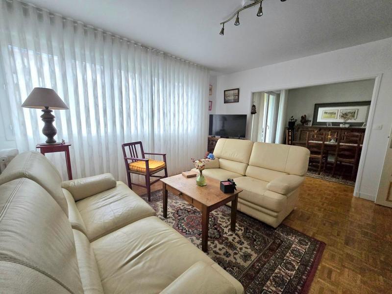 Appartement - 79 m² - 4 pièces