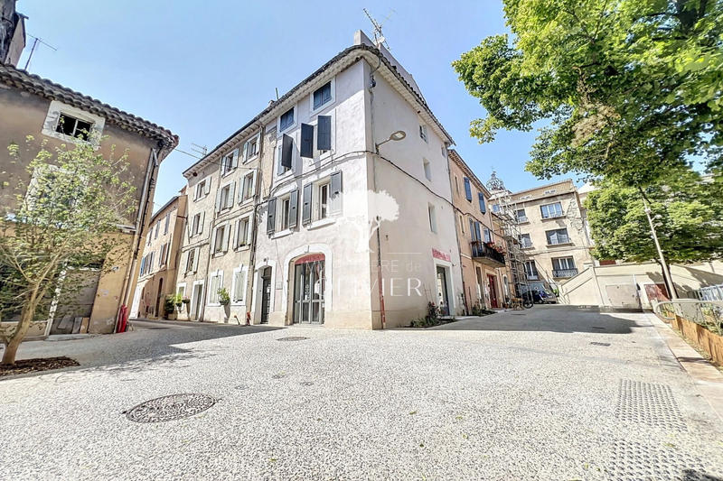 Maison de ville - 100 m² - 5 pièces