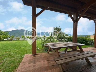 Maison - 180 m² - 7 pièces