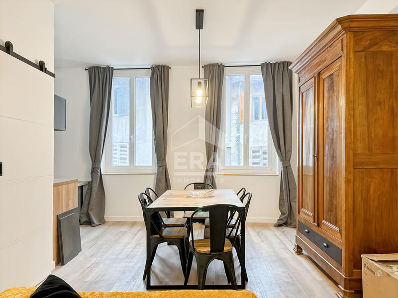 Appartement - 75 m² - 4 pièces