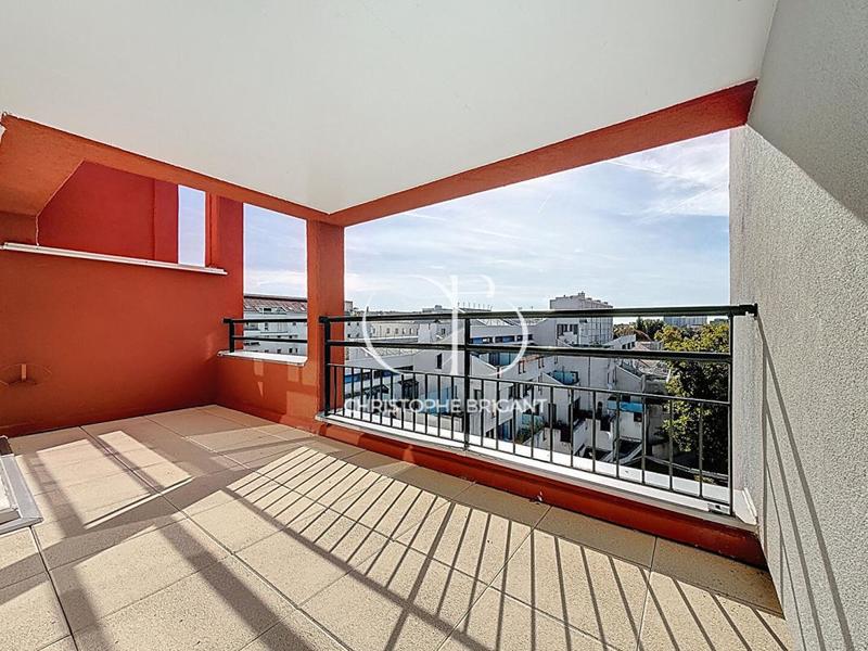 Appartement - 110 m² - 5 pièces