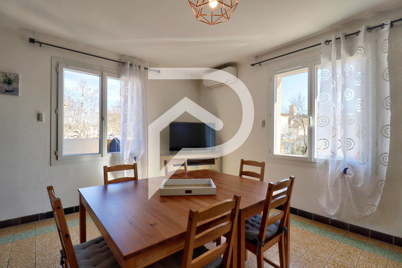 Appartement - 100 m² - 5 pièces