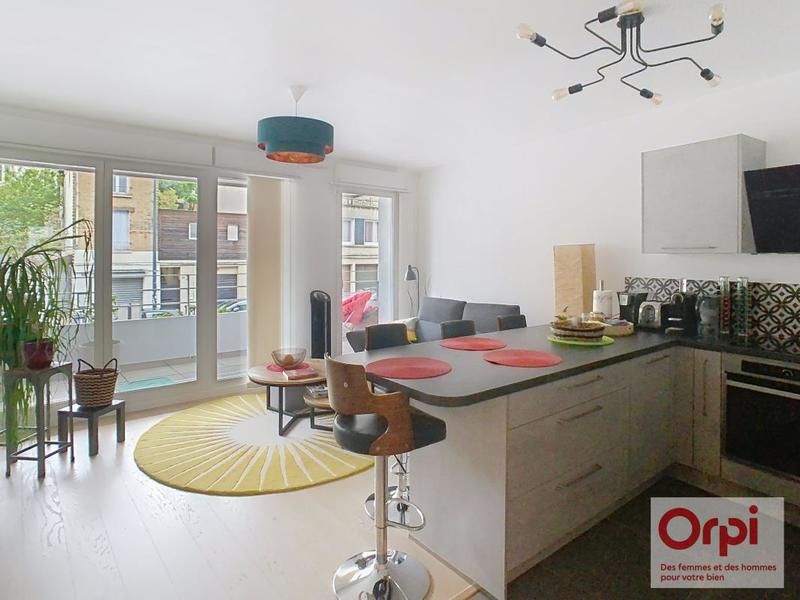 Appartement - 85 m² - 4 pièces