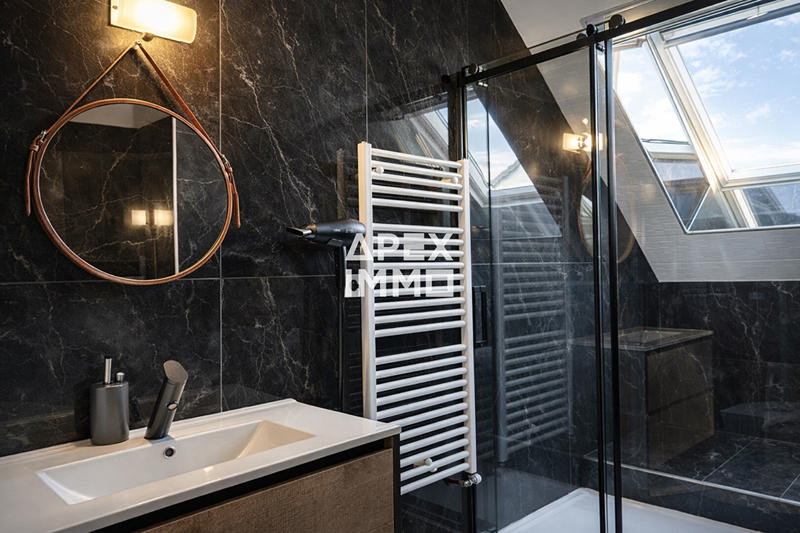 Maison - 170 m² - 5 pièces