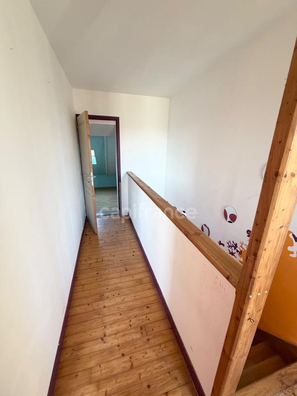 Maison de village - 80 m² - 5 pièces