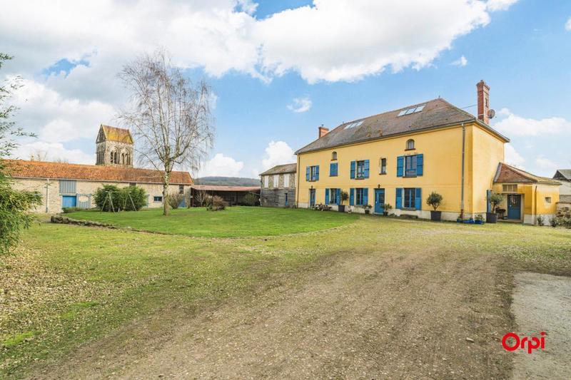 Maison - 320 m² - 6 pièces