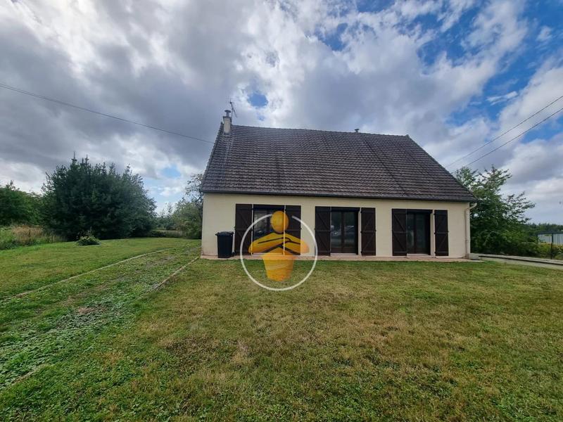 Maison - 90 m² - 4 pièces